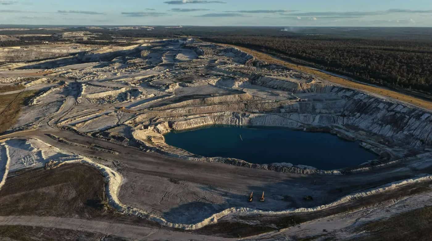 Vue aérienne d'une mine à ciel ouvert australienne